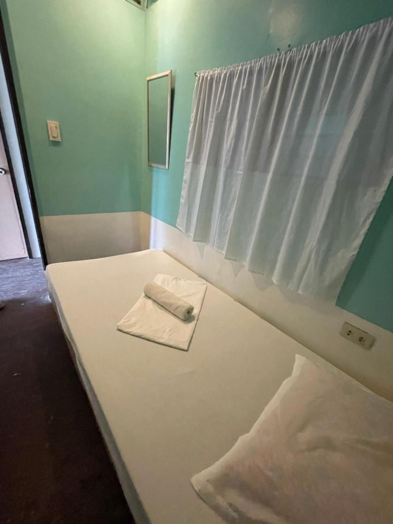 Austrias Guest House El Nido Exterior photo